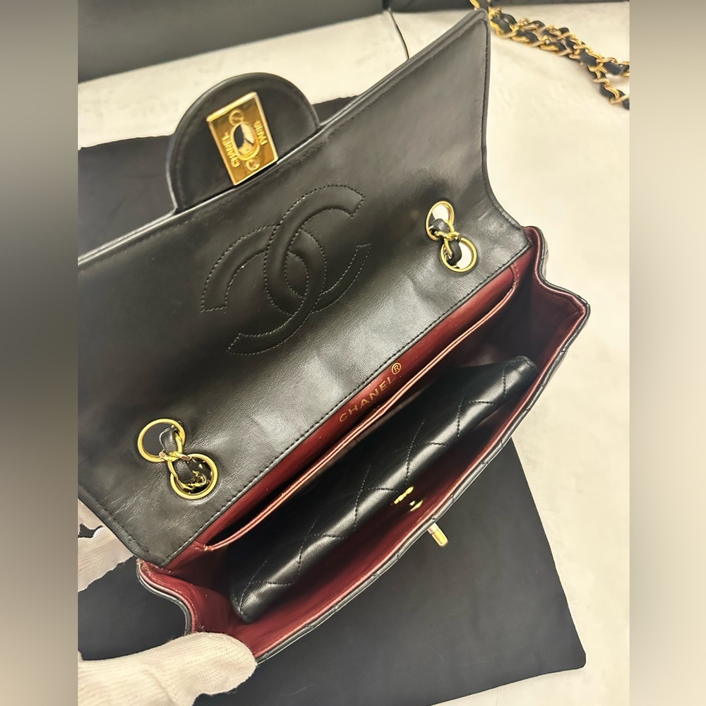 Chanel Lambskin Matelasse single Flap Chain ShoulderBag w/detachable mini wallet - Picture 2 of 15